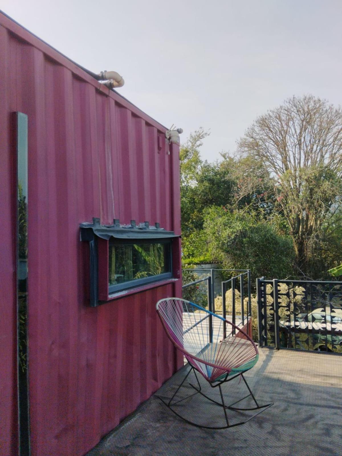 Containers Park Hotel Tlayacapan Bagian luar foto